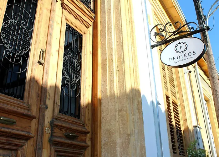 Pedieos Guest house 4*